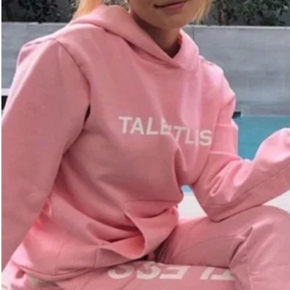 TALENTLESS Women’s Hoodie. Medium. Light pink.
